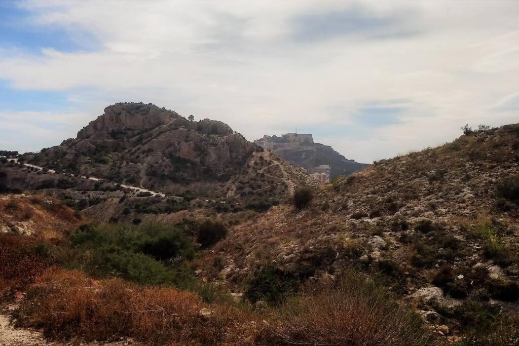 Modern Flat At Garbinet With Wifi Apartament Alacant
